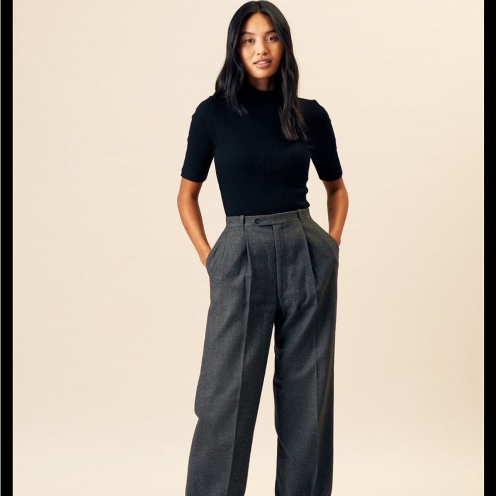 Kotn Ribbed Mock Neck Top in Black